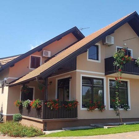 Guest Accommodation Marko Kesic Grabovac  Εξωτερικό φωτογραφία