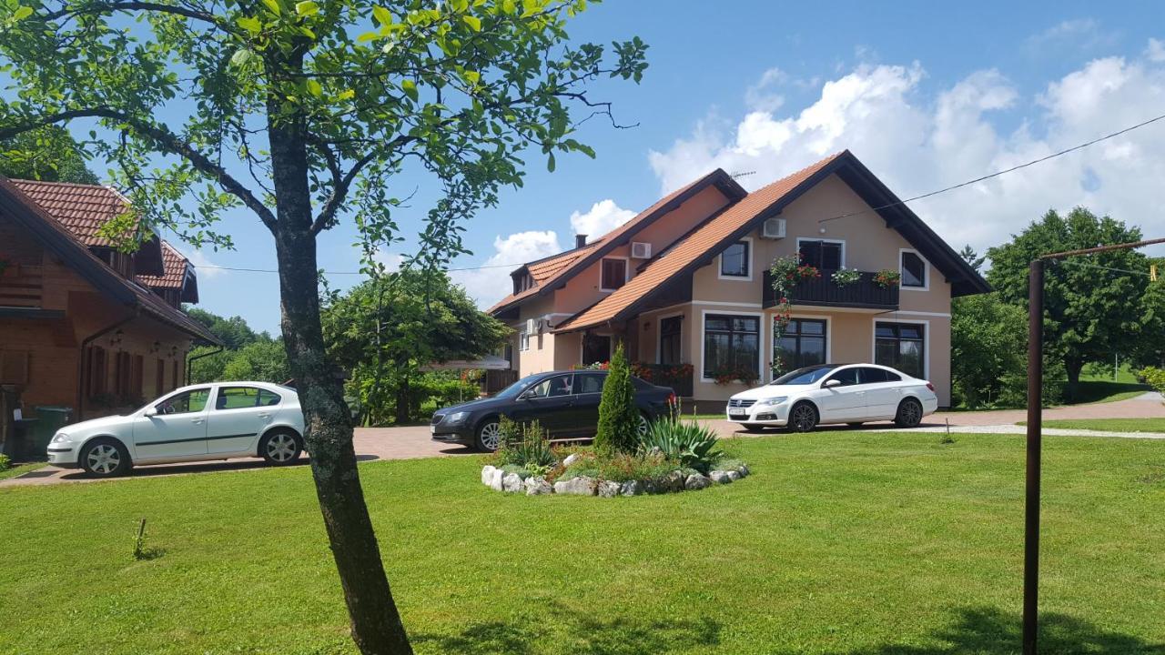 Guest Accommodation Marko Kesic Grabovac  Εξωτερικό φωτογραφία