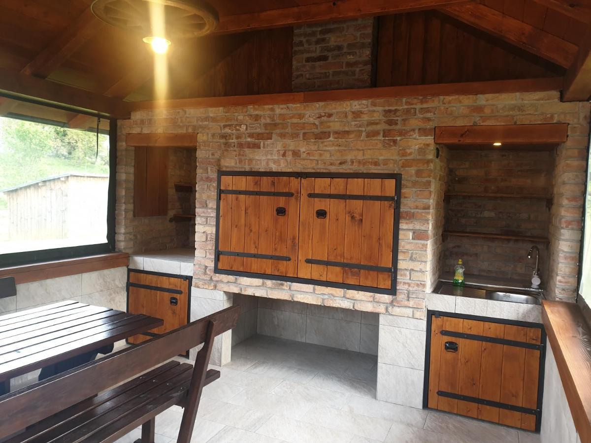 Guest Accommodation Marko Kesic Grabovac  Εξωτερικό φωτογραφία
