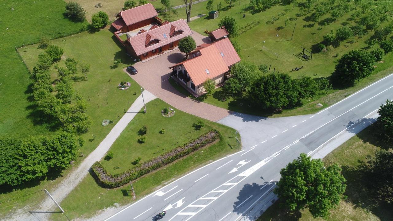 Guest Accommodation Marko Kesic Grabovac  Εξωτερικό φωτογραφία