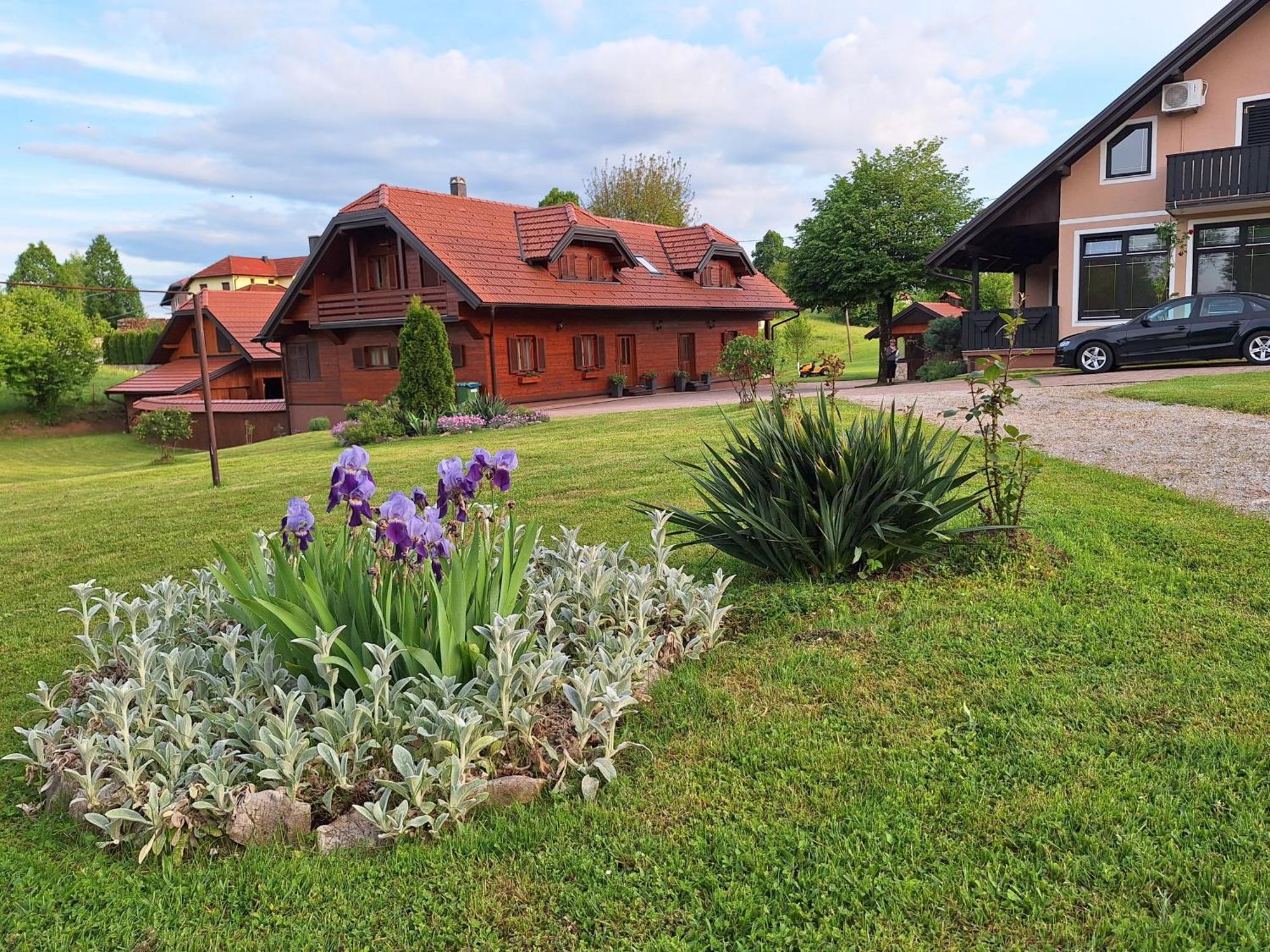 Guest Accommodation Marko Kesic Grabovac  Εξωτερικό φωτογραφία